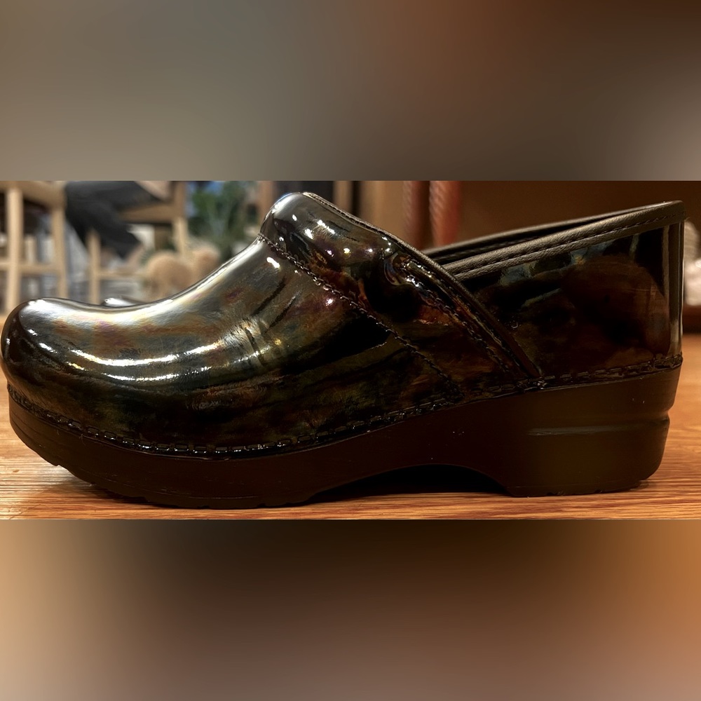 New Worn Once Dansko Clogs - Size 38 - Excellent Condition!